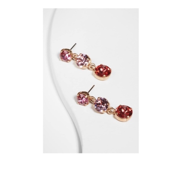 Roxanne Assoulin Rose Drop Earrings.
Swarovski Crystals. - Picture 2 of 5